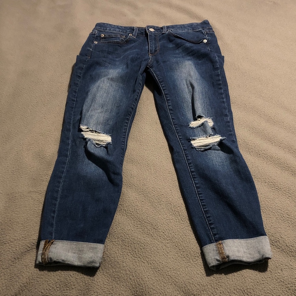 Women's GAP Curvy True Skinny 28R Distressed Cuffed Blue Denim Jeans